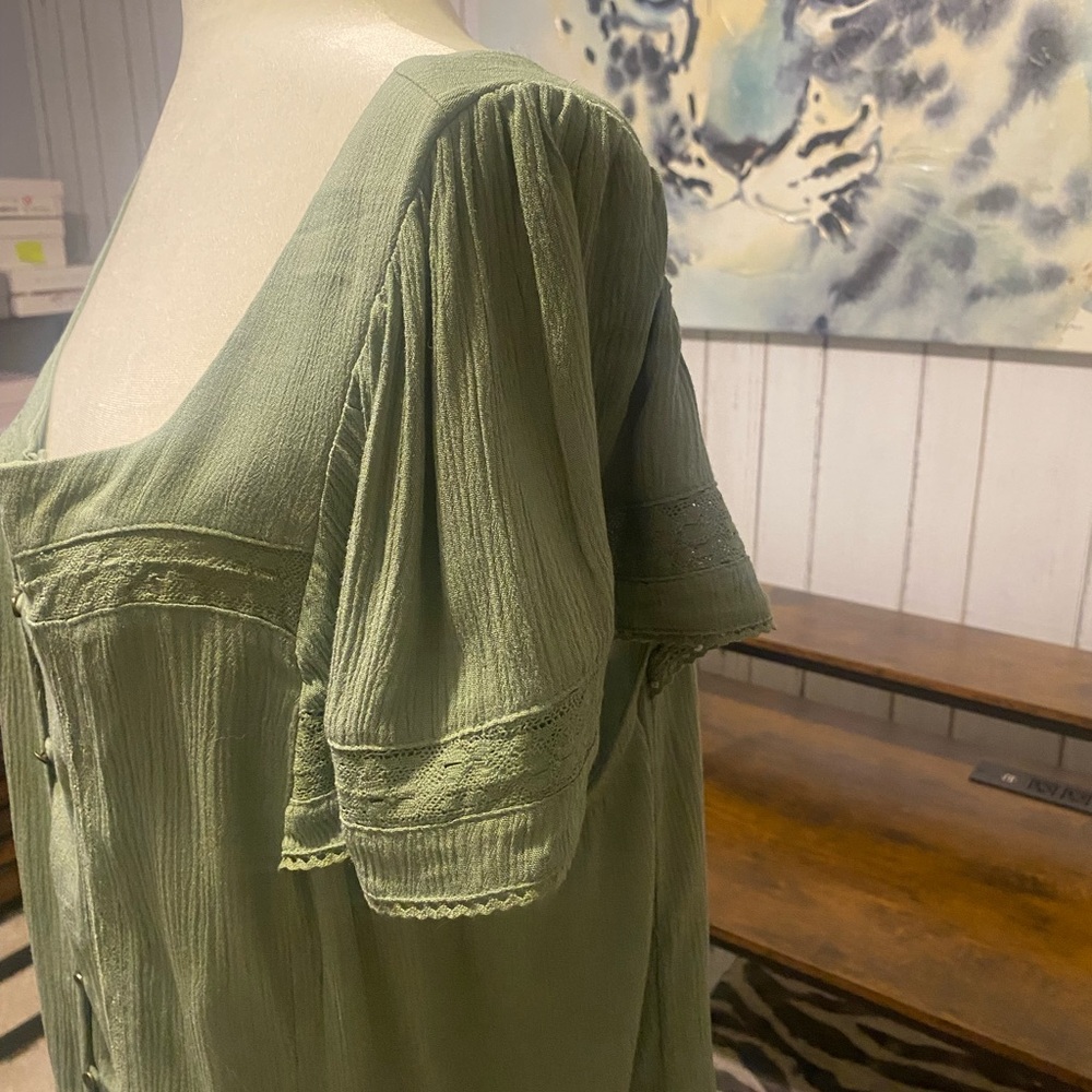 Stitchfix Mason and Belle Elegant Green Button-Down Women's Top L - Picture 3 of 16